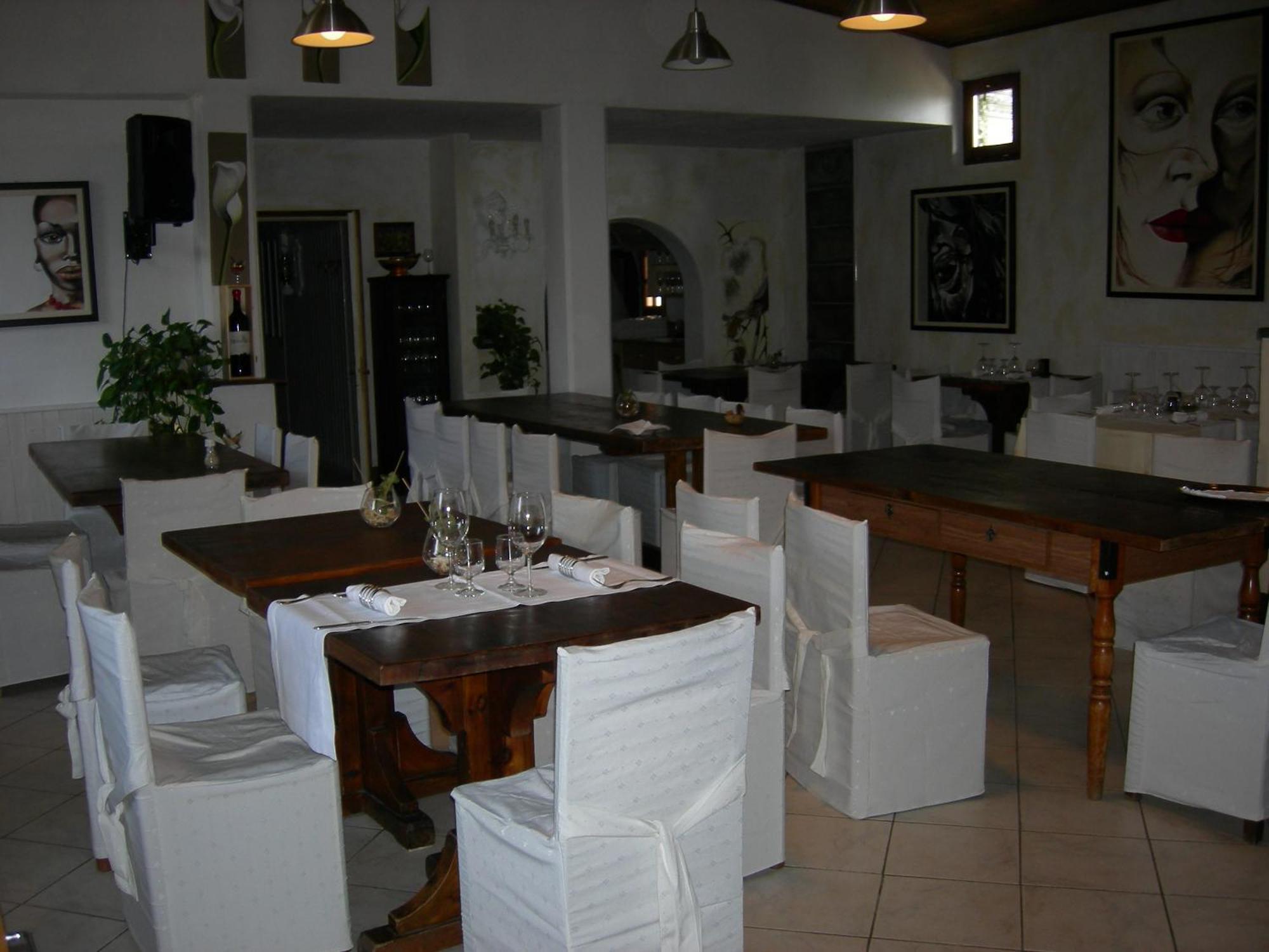 Premiata Osteria Dei Fiori Bed and Breakfast Cortiglione Exterior foto